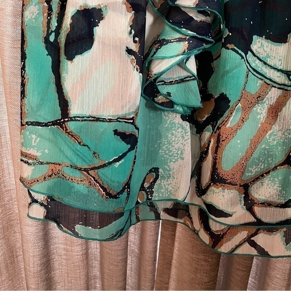 Mushka by Sienna Rose Inc Turquoise Abstract Pattern Ruffled Blouse Size Medium - Picture 10 of 15